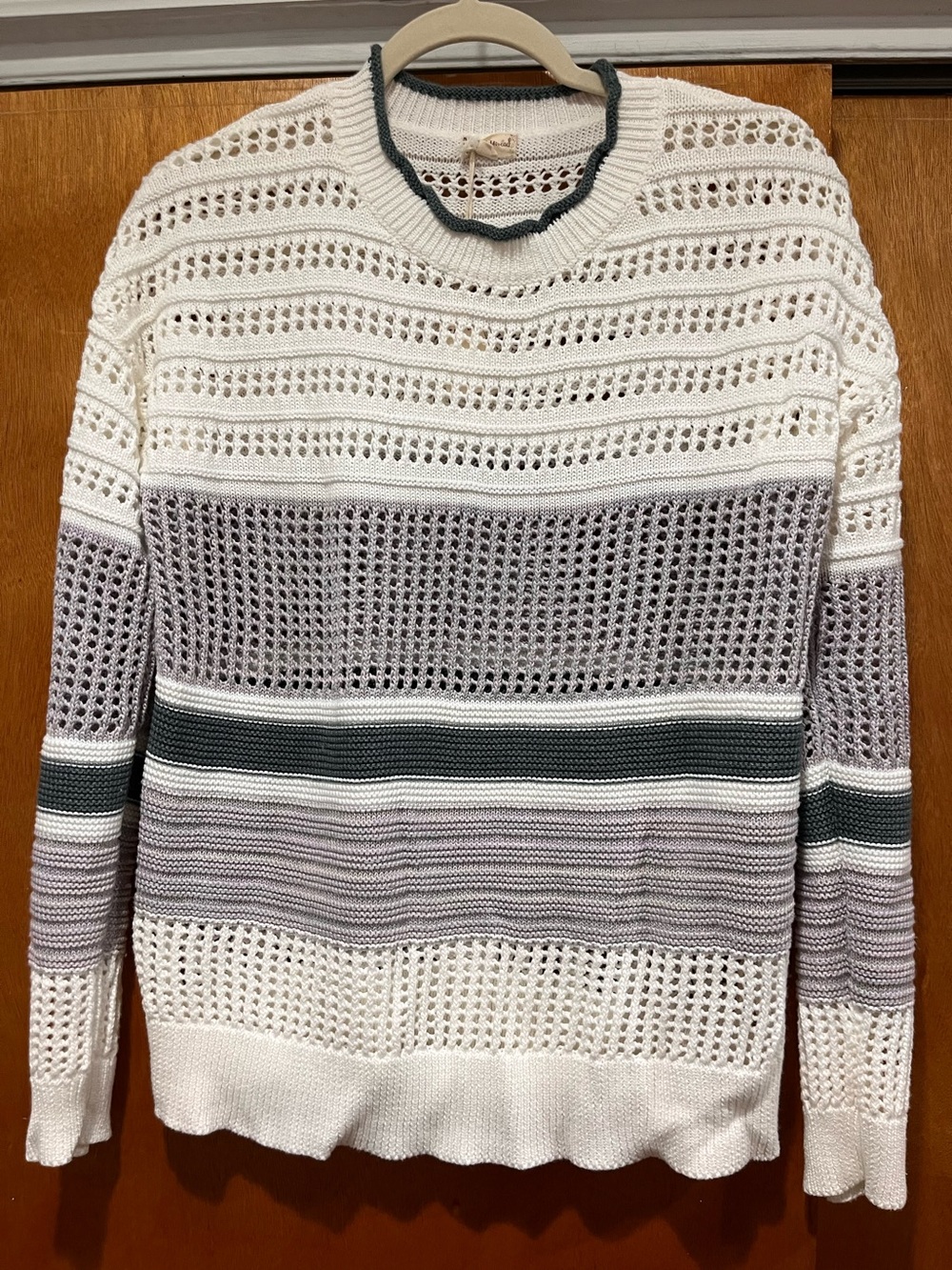 NWT Knit Crewneck Sweater in White Green and Light Gray